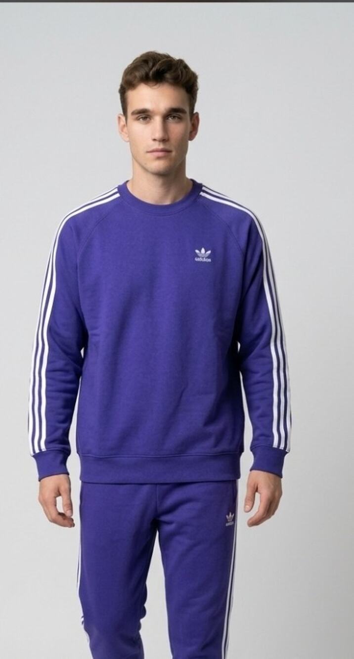 Sz Large Adidas Originals crewneck sweatshirt